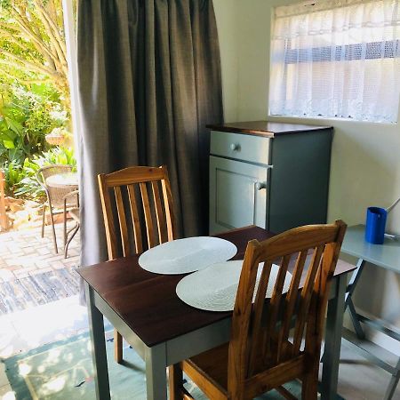 Baylight Accomodation Room 2 Mossel Bay Bagian luar foto