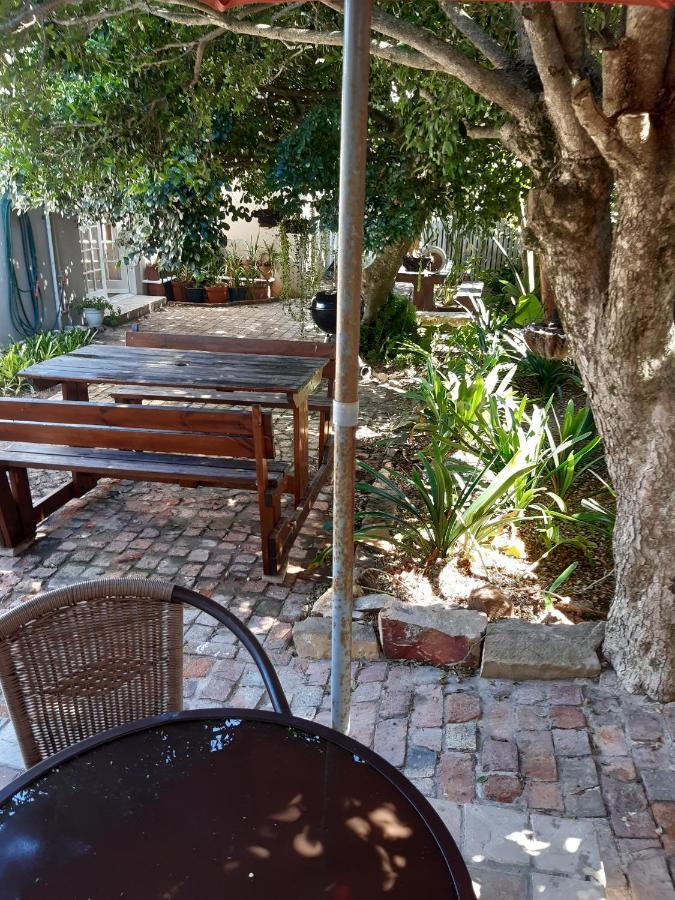 Baylight Accomodation Room 2 Mossel Bay Bagian luar foto